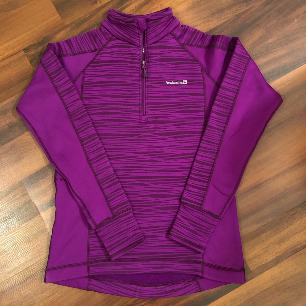 NWOT Avalanche quarter-zip sweatshirt
